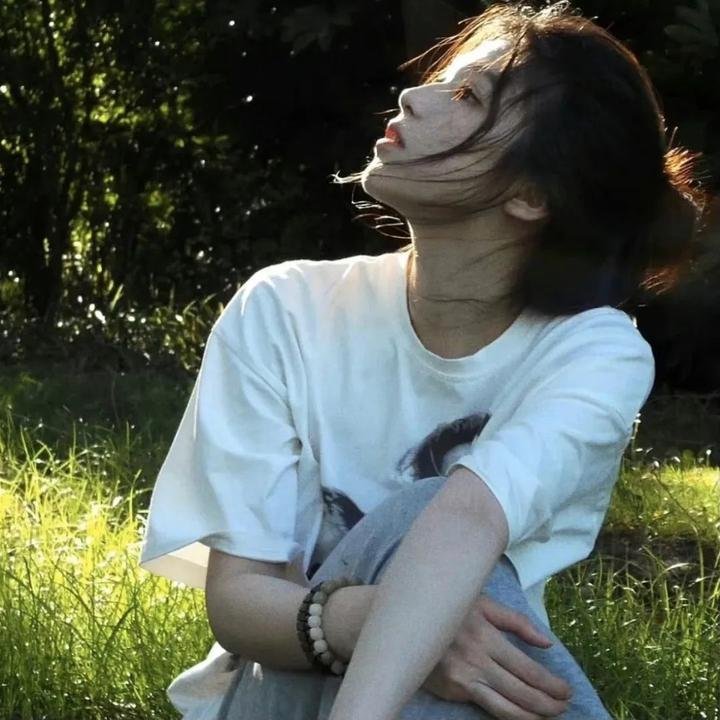 白色女孩